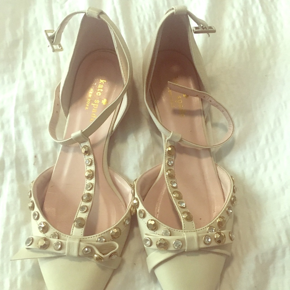 Kate spade flats. MAKE OFFERS !